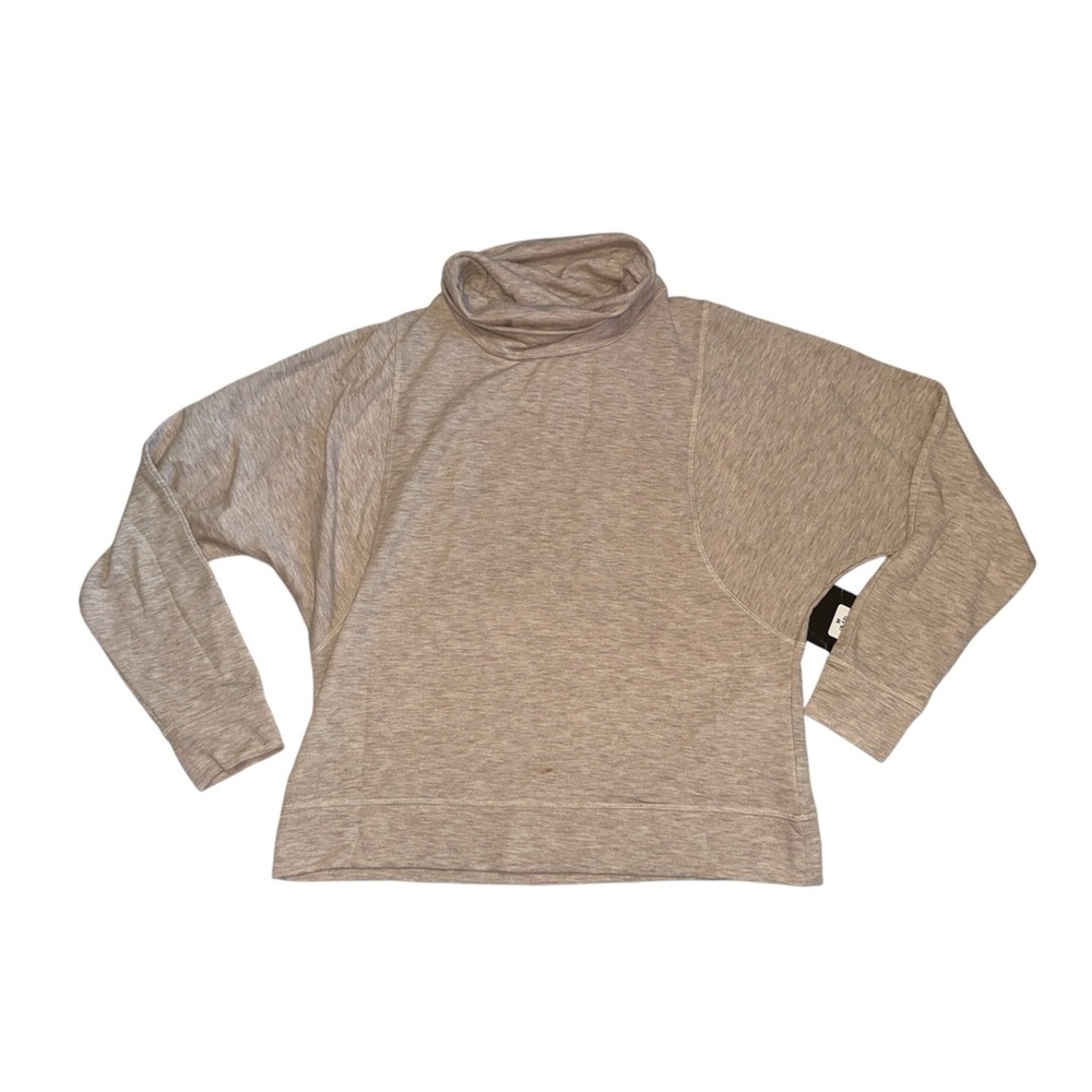 Avia women’s sweater size medium